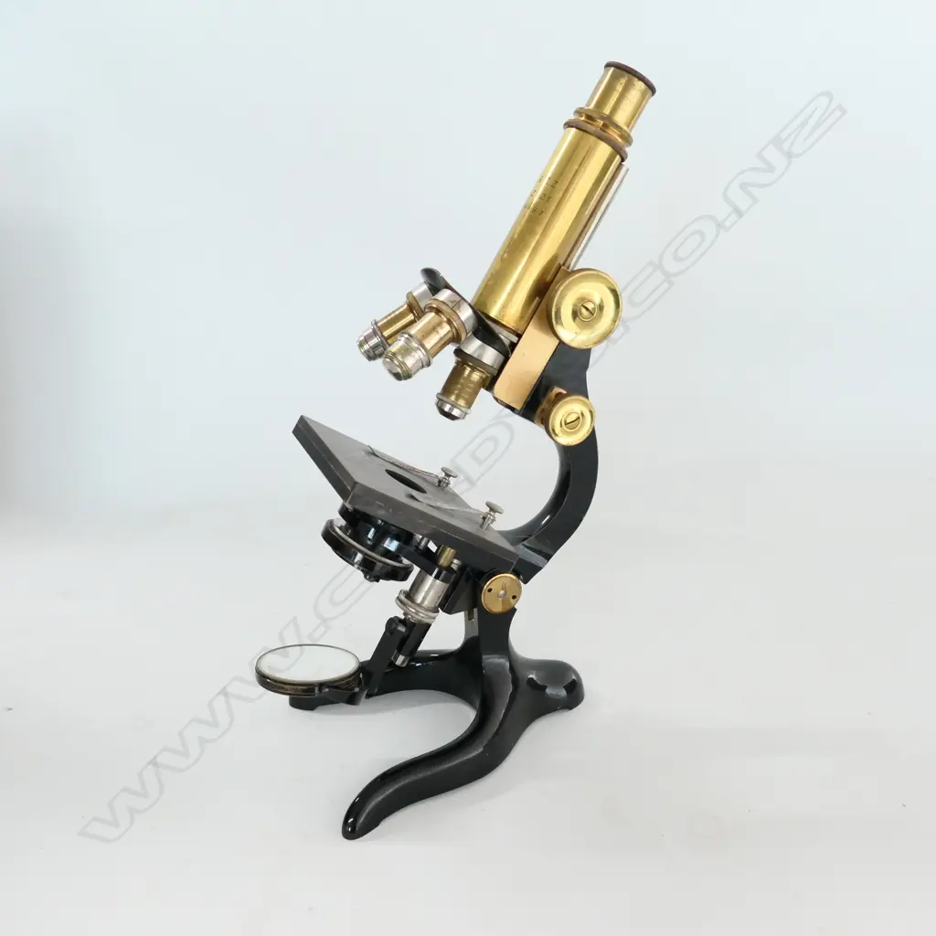 LEITZ, WETLER BRASS COMPOUND MONOCULAR MICROSCOPE, w TRIPLE HEAD, VARIOUS LENSES, IN BOX Image 1++
